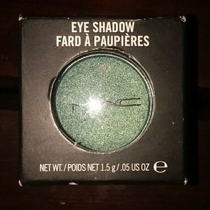 MAC eyeshadow